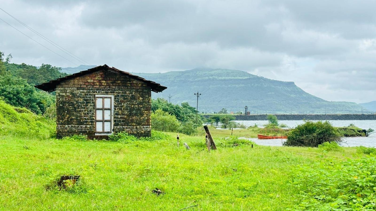 Hotel Mauli Agro Farm Dam View Resort Satara Exterior foto