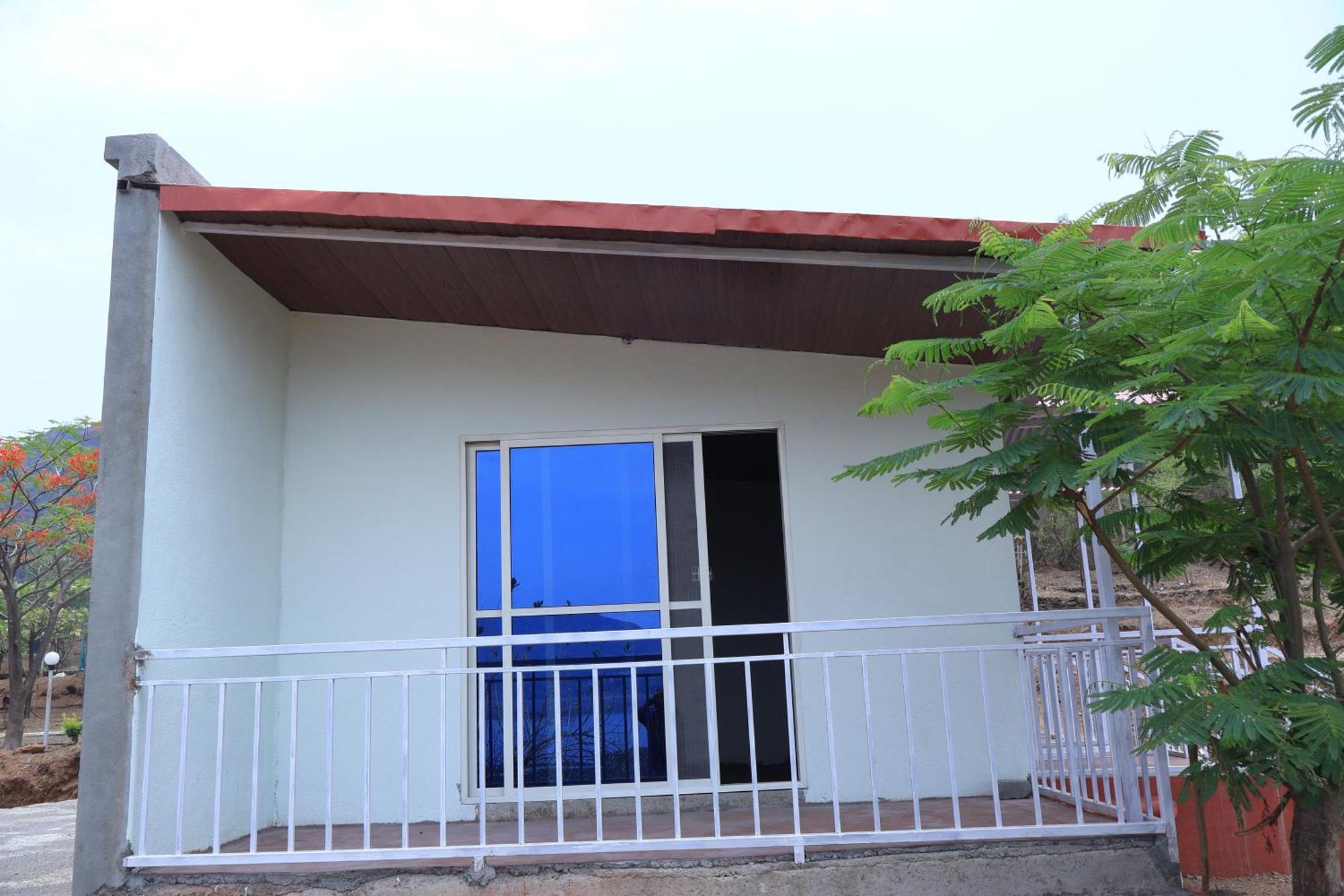 Hotel Mauli Agro Farm Dam View Resort Satara Exterior foto